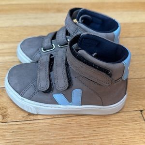 Kids Veja Sneakers
